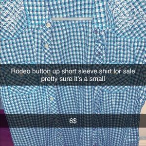 Selling my clothes between mediums and smalls!!! Between 5 to 6 dollars